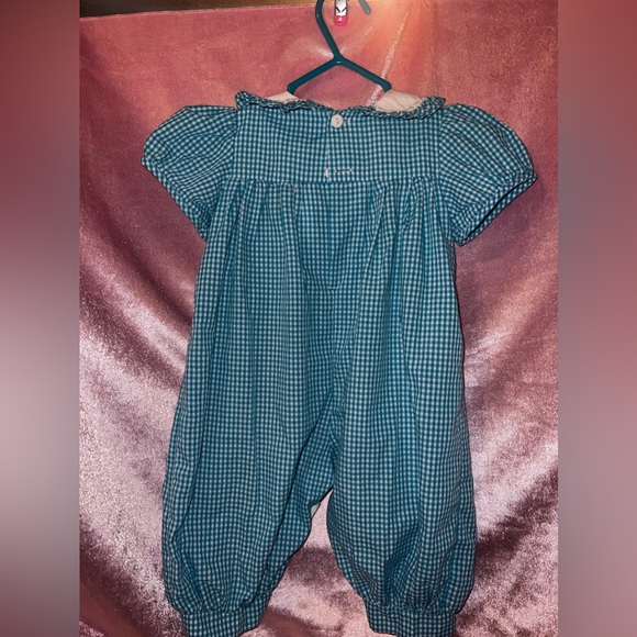 Mom and me- smocked longall- farm scene - Picture 5 of 8